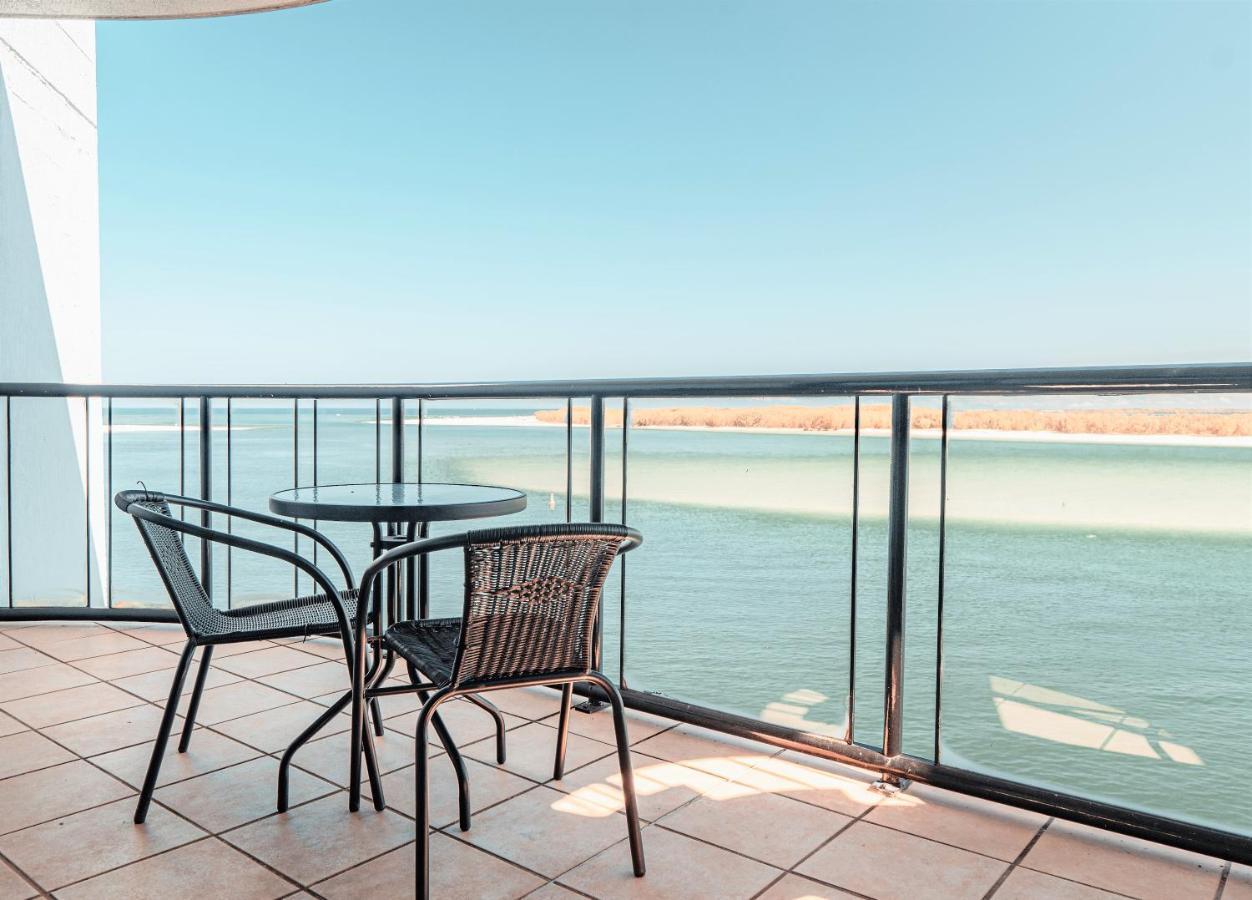 La Promenade Aparthotel Caloundra Exterior foto