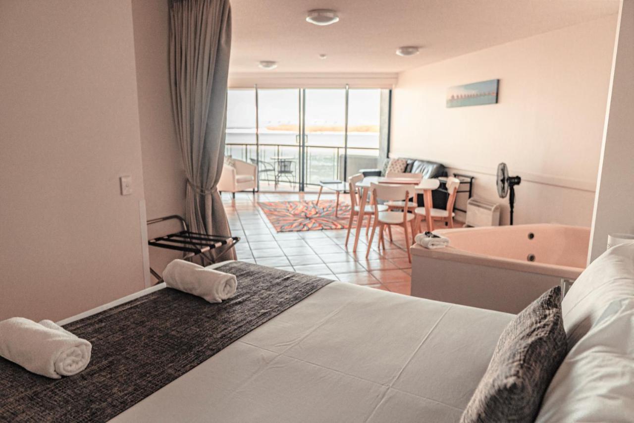 La Promenade Aparthotel Caloundra Exterior foto
